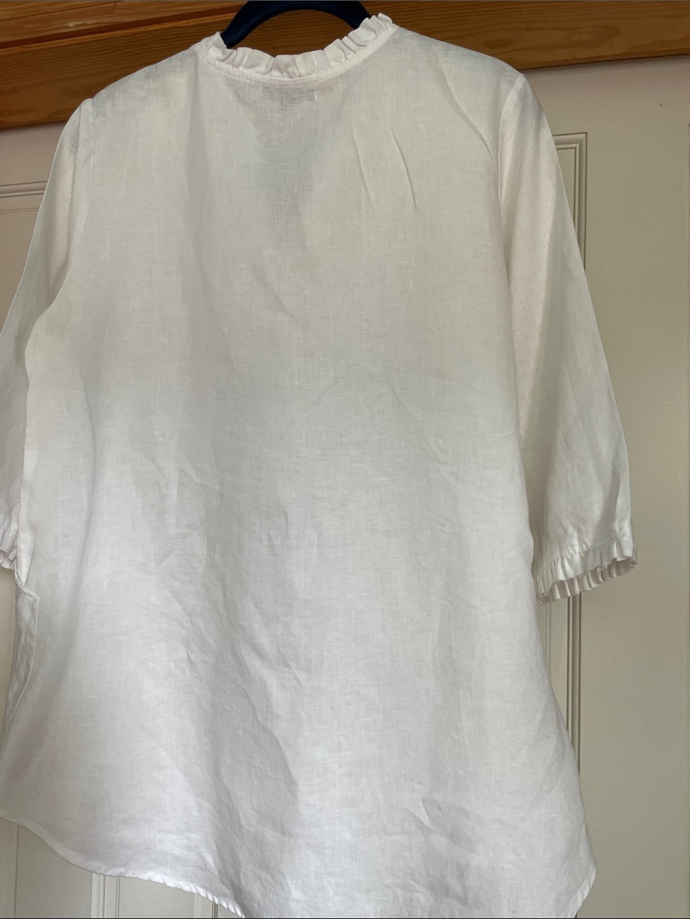 For Cynthia White Linen Ruffle V-Neck Tunic with Patch Pockets Size Medium - Picture 11 of 11